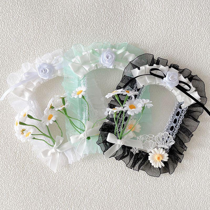 Original Daisy Lace Card Holder